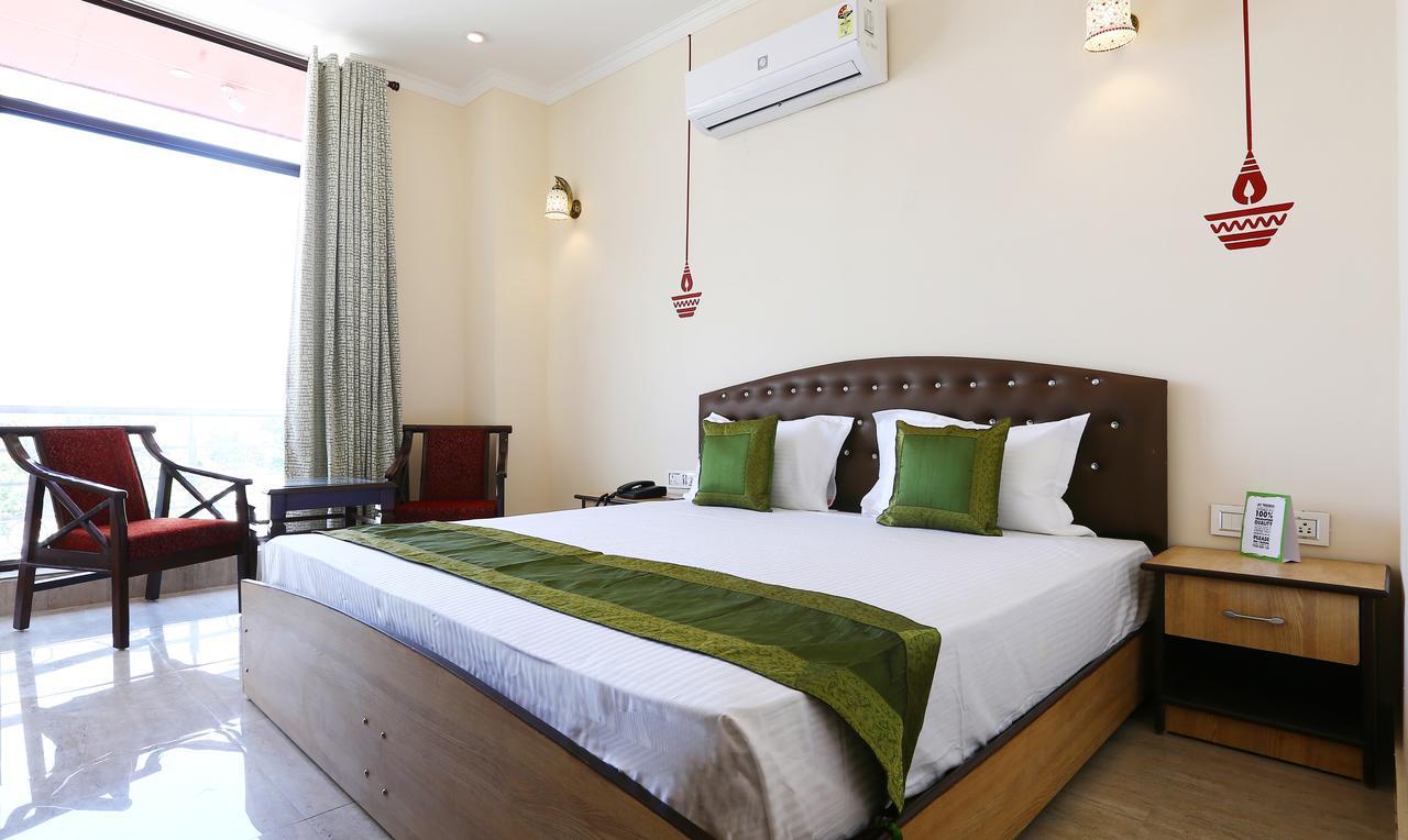 Hotel Treebo Blessing Bells à Dehradun Extérieur photo