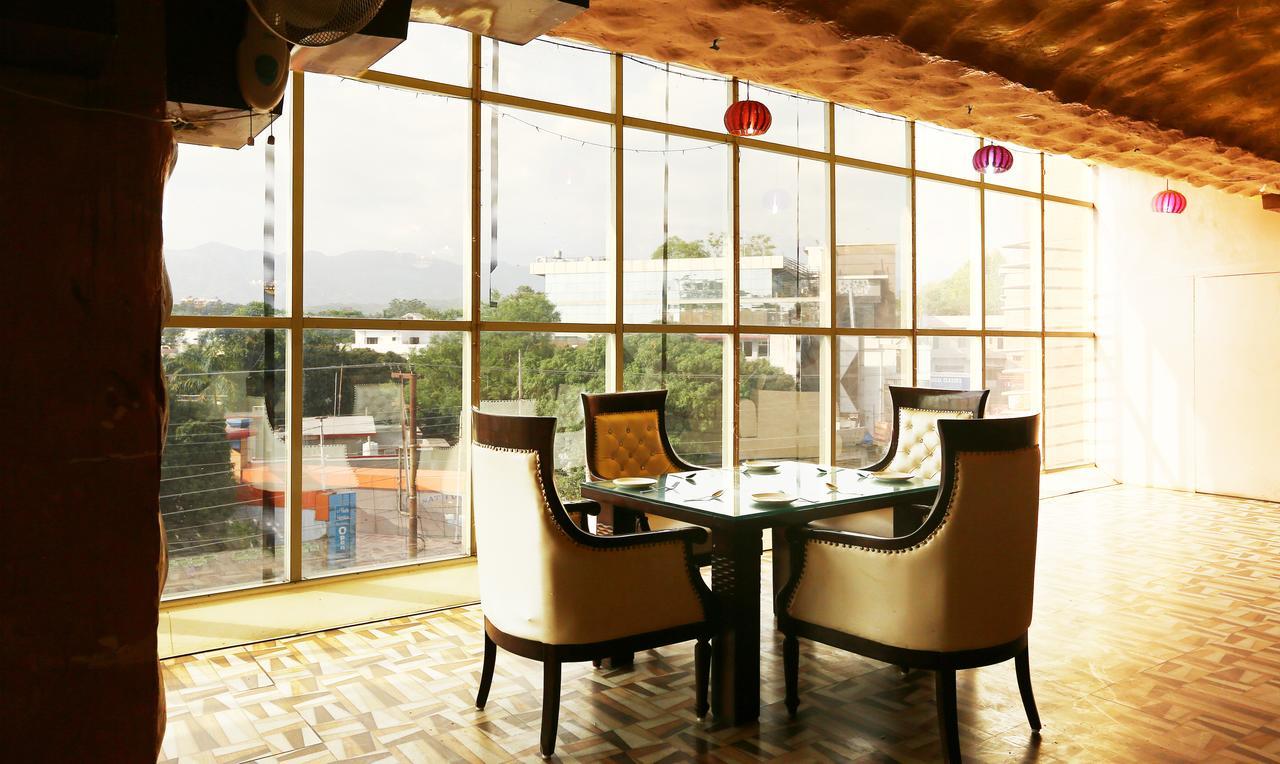 Hotel Treebo Blessing Bells à Dehradun Extérieur photo