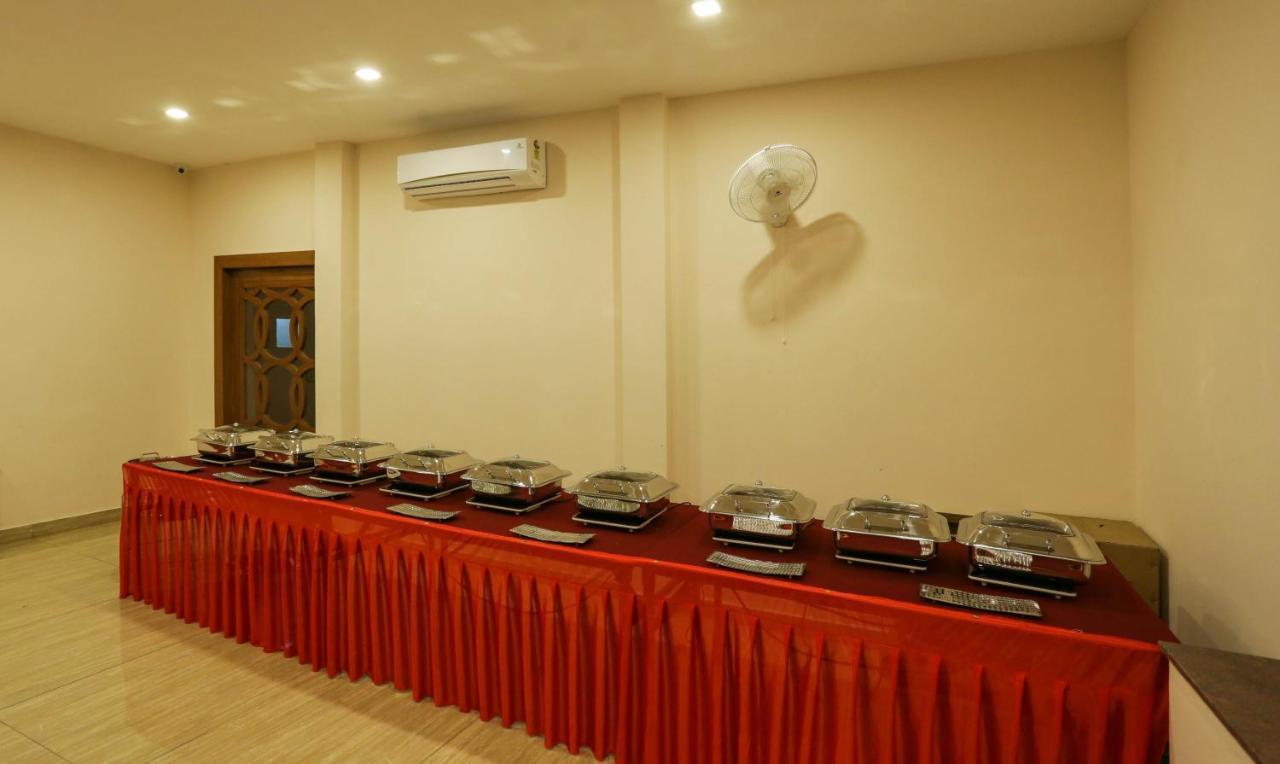 Hotel Treebo Blessing Bells à Dehradun Extérieur photo